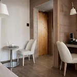 Готель Miramonti Park 4*