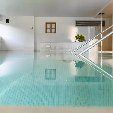 Готель Miramonti Park 4*