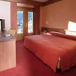 Miramonti Park Hotell 4*